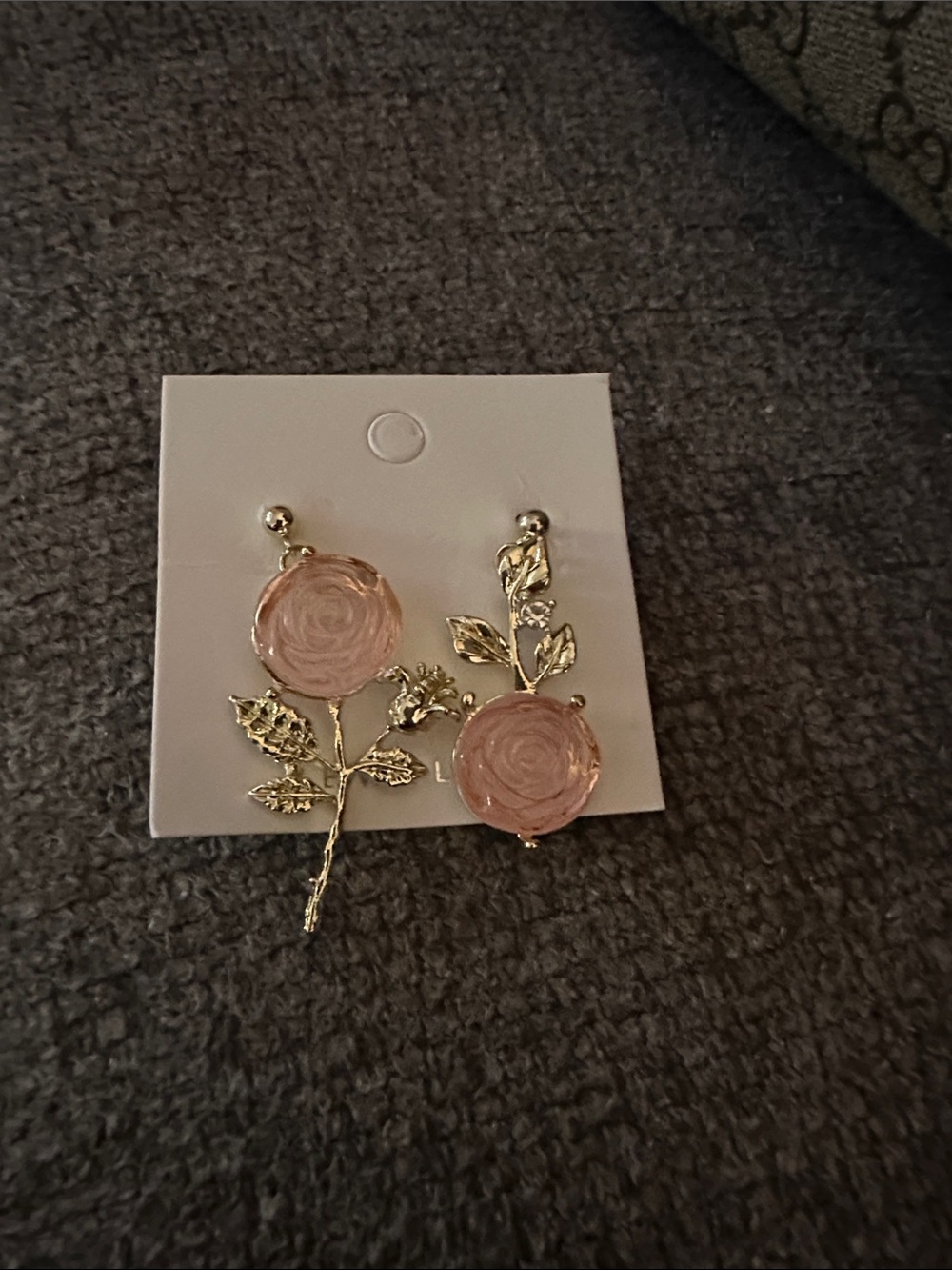 Source Unknown Gold Floral Drop Earrings with Blush Pink Roses